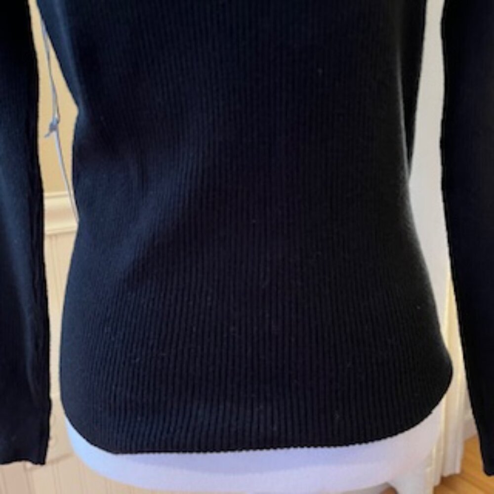 NWT SIX/FIFTY  Sammie Criss Cross Sweater in Black - Medium - Picture 7 of 11